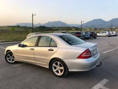 Tirane, shes makine C220 2005 Nafte, gri metalizato manuale Kondicioner