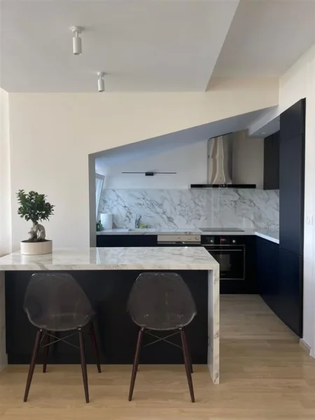 Tirane, jepet me qera apartament 2+1 Kati 3, 130 m² 1.400 € (Residenca Long Hill, Teg)