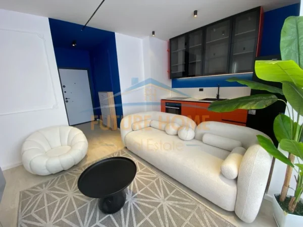 Tirane, shitet apartament 1+1+Ballkon Kati 5, 48 m² 141.000 € (Komuna e Parisit)