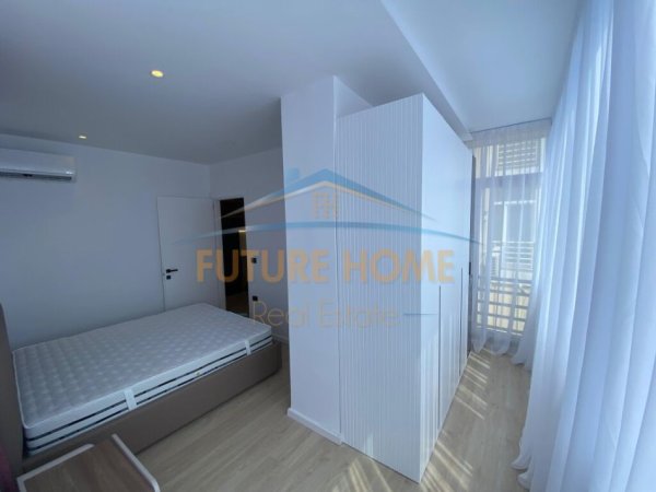 Tirane, jepet me qera apartament 1+1+Ballkon Kati 5, 66 m² 155.000 € (Komuna e Parisit)