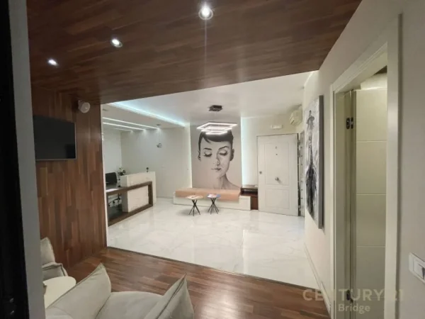 Tirane, shes apartament 3+1+Aneks+Ballkon Kati 3, 152 m² 470.000 € (ISH-EKSPOZITA)