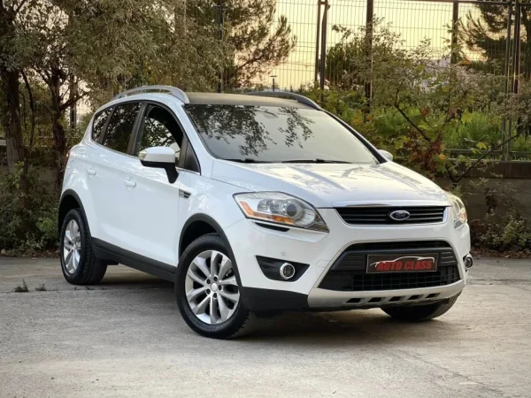 Tirane, shes makine FORD KUGA Nafte, e bardhë manuale Klima 203.820 km 6.900 €