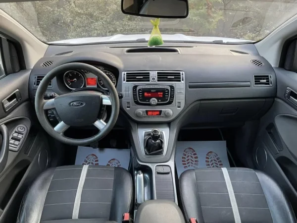 Tirane, shes makine FORD KUGA Nafte, e bardhë manuale Klima 203.820 km 6.900 €