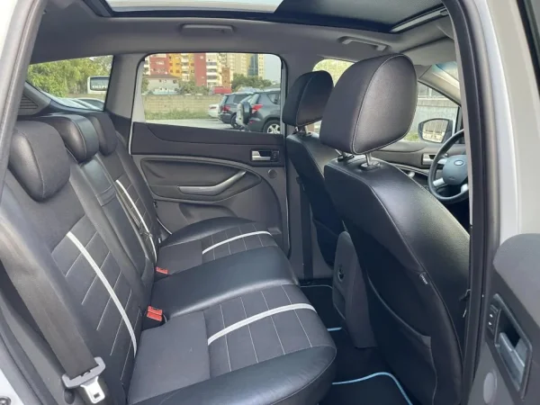 Tirane, shes makine FORD KUGA Nafte, e bardhë manuale Klima 203.820 km 6.900 €