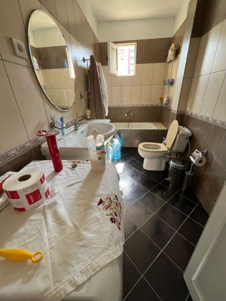 Vlore, jepet me qera apartament 1+1 Kati 4, 64 m² 300 € 