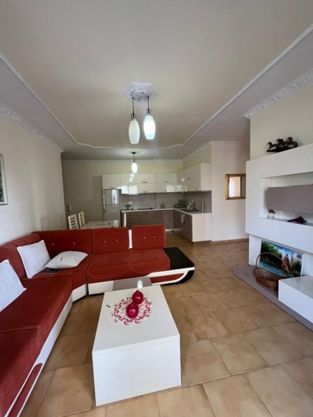 Vlore, jepet me qera apartament 2+1+Aneks+Ballkon Kati 5, 97 m² 500 € 
