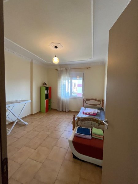 Vlore, jepet me qera apartament 2+1+Aneks+Ballkon Kati 5, 97 m² 500 € 