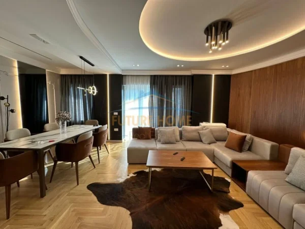 Tirane, jepet me qera apartament 2+1+Ballkon Kati 4, 107 m² 1.500 € (Kopshti Zoologjik)