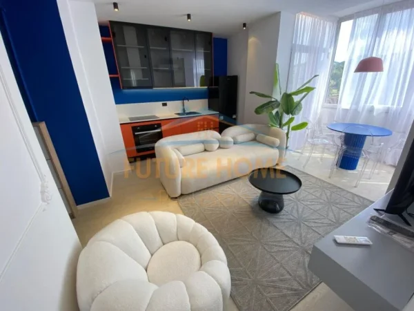 Tirane, shitet apartament 1+1+Ballkon Kati 5, 48 m² 152.000 € (Komuna e Parisit)