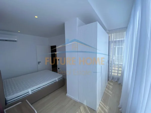 Tirane, shitet apartament 1+1+Ballkon Kati 5, 66 m² 165.000 € (Komuna e Parisit)