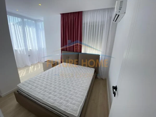 Tirane, shitet apartament 1+1+Ballkon Kati 5, 66 m² 165.000 € (Komuna e Parisit)