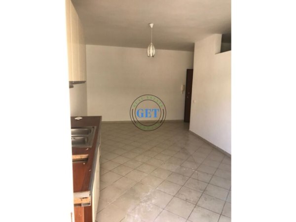 Durres, shitet apartament 1+1+Ballkon Kati 5, 52 m² 60.000 € 