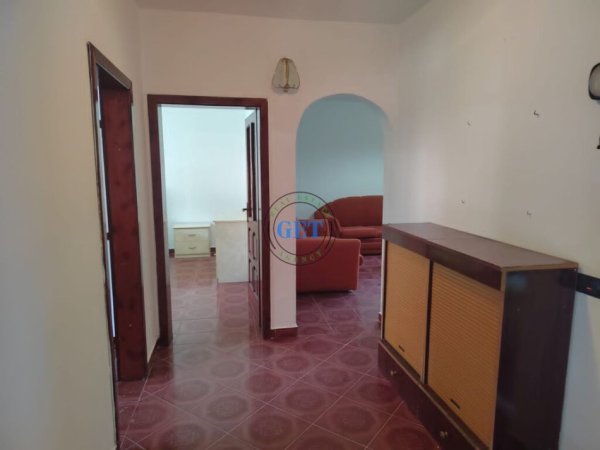 Durres, jepet me qera apartament 2+1 Kati 4, 75 m² 300 € (Lagja 18)
