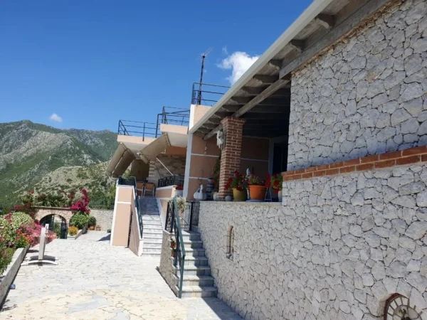 📍Borsh, shitet Vile 342 m²  pamje fantastike💥