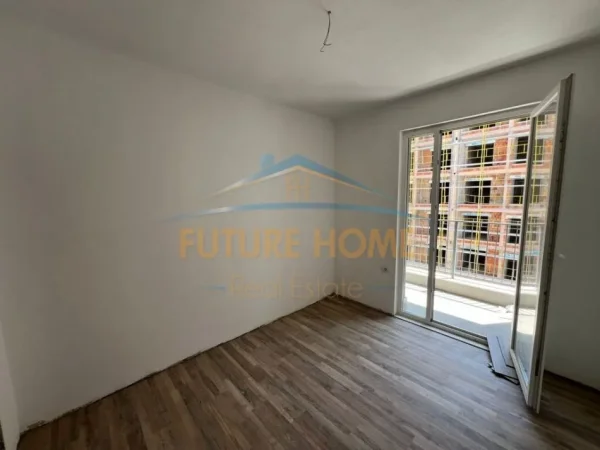 Tirane, shitet 2+1+Ballkon Kati 5, 91 m² 91.200 € (Univers City QTU)