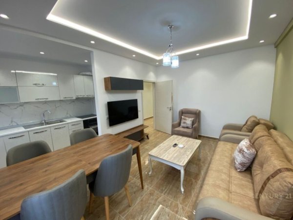 Tirane, jepet me qera apartament 2+1 Kati 6, 102 m² 600 € (Rrugën 5 Maji)