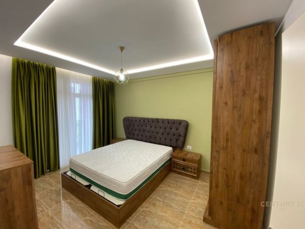 Tirane, jepet me qera apartament 2+1 Kati 6, 102 m² 600 € (Rrugën 5 Maji)