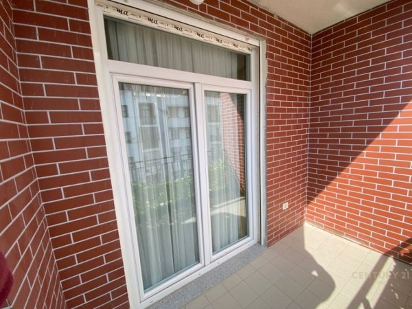 Tirane, jepet me qera apartament 2+1 Kati 6, 102 m² 600 € (Rrugën 5 Maji)