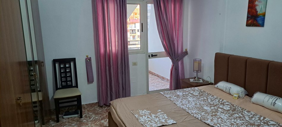 Tirane, jepet me qera apartament 2+1+Ballkon Kati 6, 85 m² 560 € (DON BOSKO)