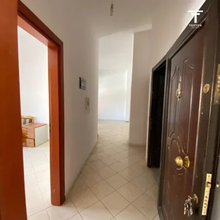 Tirane, shitet apartament 2+1+Ballkon Kati 1, 119 m² 125.000 € (Astir)