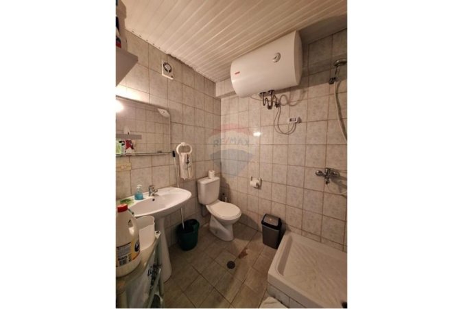 Tirane, shitet apartament 1+1 , 60 m² 130.000 € (Tirana e Re - Rruga Sami Frashëri)