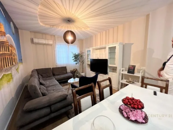 Tirane, shes apartament 2+1+Aneks+Ballkon Kati 1, 89 m² 180.000 € (Rruga Hamdi Garunja Tirana, Albania)