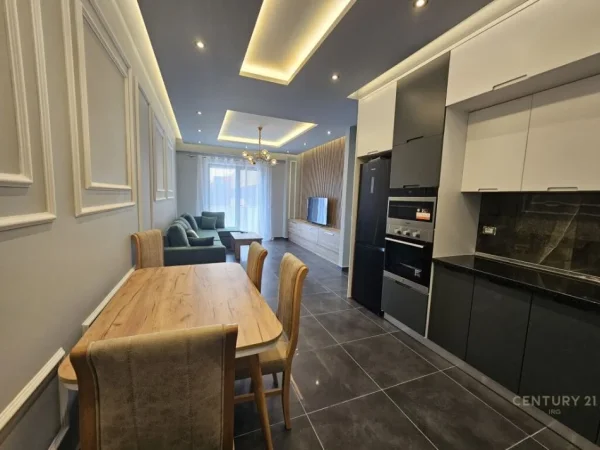 Tirane, jepet me qera apartament 2+1 Kati 7, 103 m² 570 € (Oasis Residence)