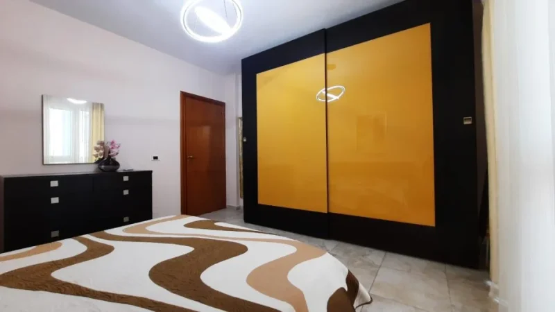 Durres, jepet me qera apartament 1+1+Ballkon Kati 2, 70 m² 600 € (Kopshti Botanik)