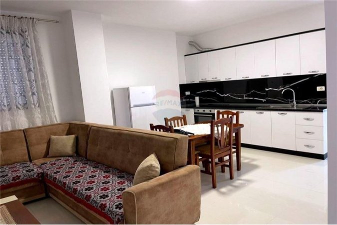Tirane, jepet me qera apartament 2+1 Kati 1, 90 m² 350 € (Rruga Sotir Caci - Fresku)