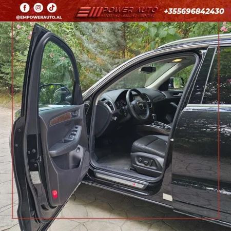 Tirane, shes makine Audi Q5 Nafte, e zeze automatik Kondicioner 90.000 km 16.000 €