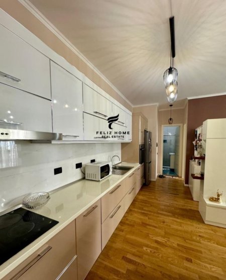Tirane, jepet me qera apartament 1+1 Kati 2, 70 m² 140.000 € (KOPSHTI BOTANIK)