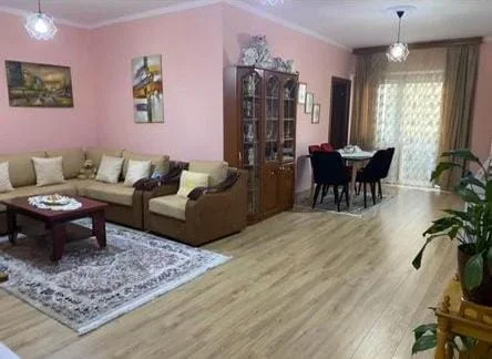 Tirane, shitet apartament 2+1 Kati 2, 104 m² 118.000 € (Fresk)