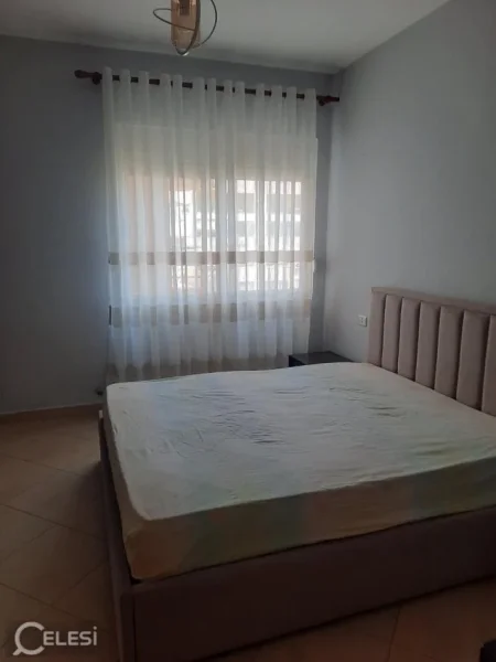 Tirane, jepet me qera apartament 1+1+Ballkon Kati 5, 70 m² 380 € (ASTIR)