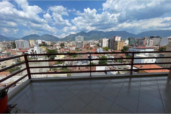 Tirane, jepet me qera apartament 1+1+Ballkon , 400 € (selvia rruga e dibres)