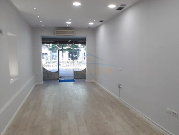 Tirane, shitet ambjent biznesi Kati 0, 53 m² 270.000 € (Rruga Bardhyl, Tirane, AREA43183)