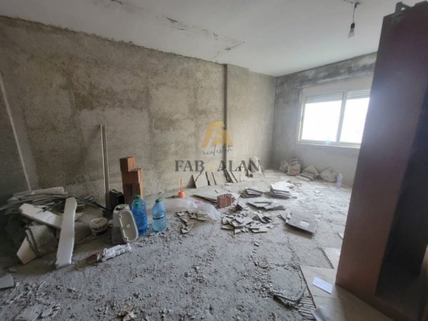 Durres Plazh, shitet apartament 2+1 Kati 2, 96 m² 96.100 € (Plazh Iliria Durres)