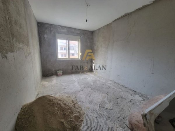 Durres Plazh, shitet apartament 2+1 Kati 2, 96 m² 96.100 € (Plazh Iliria Durres)