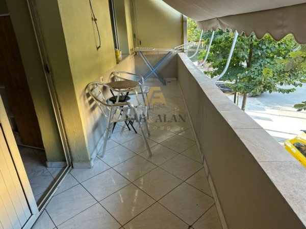 Tirane, jepet me qera apartament 1+1 Kati 2, 57 m² 600 € (Ish Stacioni i Trenit)