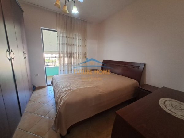 Tirane, jepet me qera apartament 2+1 Kati 2, 80 m² 600 € (Sheshi Skenderbej)