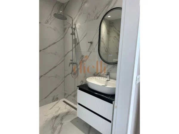 Tirane, jepet me qera apartament 2+1+Aneks+Ballkon Kati 3, 124 m² 1.300 € (Lake View Residence)