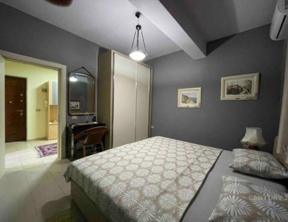 Tirane, jepet me qera apartament 1+1 Kati 3, 87 m² 570 € (BULEVARDI I PARE)