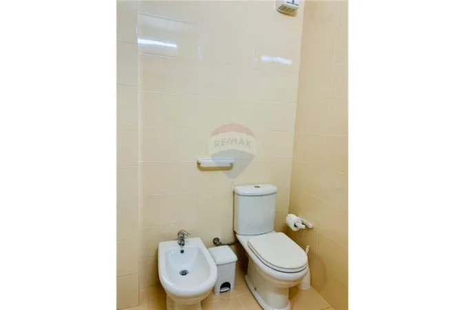 Tirane, shitet apartament 1+1 , 83 m² 166.000 € (APARTAMENT 1+1 PER SHITJE TE KOMUNA E PARISIT)