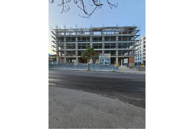Tirane, shitet apartament 2+1 Kati 7, 116 m² 151.000 € (Apartament 2+1 per Shitje ne Porcelan!)