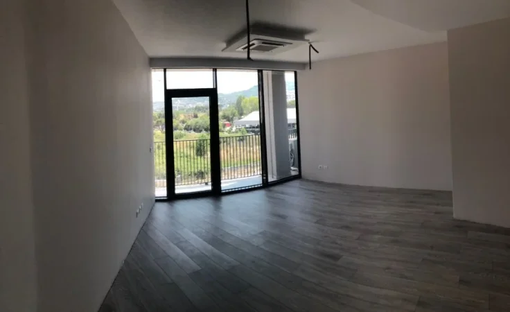 Tirane, jepet me qera zyre Kati 3, 125 m² 1.300 € (Rruga e Kosovareve)