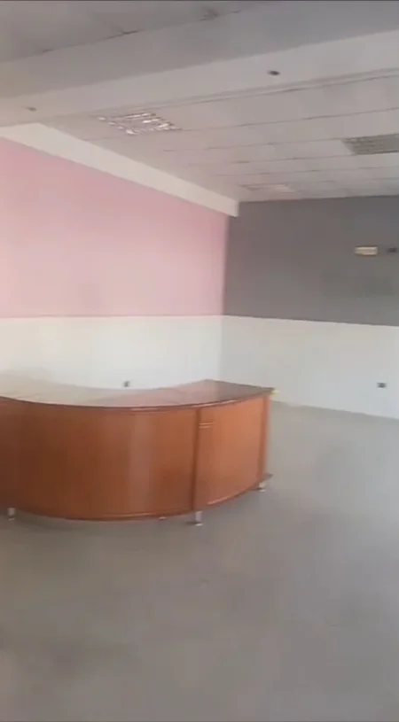 Tirane, jepet me qera ambjent biznesi Kati 0, 200 m² 600 € (AUTOSTRADA TIRANE DURRES)