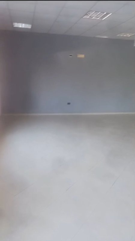 Tirane, jepet me qera ambjent biznesi Kati 0, 200 m² 600 € (AUTOSTRADA TIRANE DURRES)