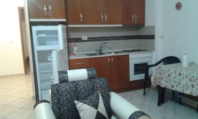 Sarande, jap me qera Penthouse 1+1+BLK Kati 2, 70 m² 60 Euro (rruga e flamurit)