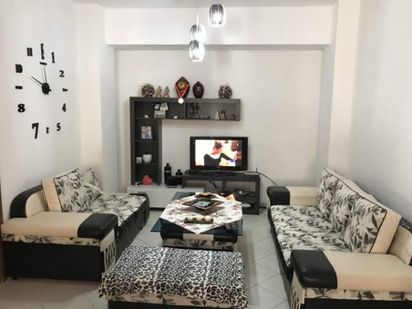 Sarande, jap me qera apartament ne plazh Kati 3, 90 m² 40 Euro (Mitat hoxha)