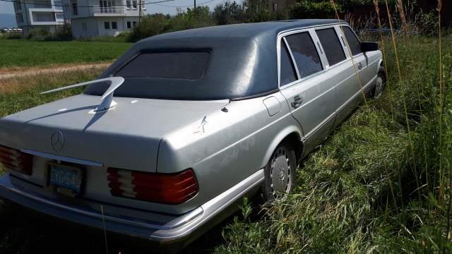 Struge, Shes limo limuzina mercedes 560 sel