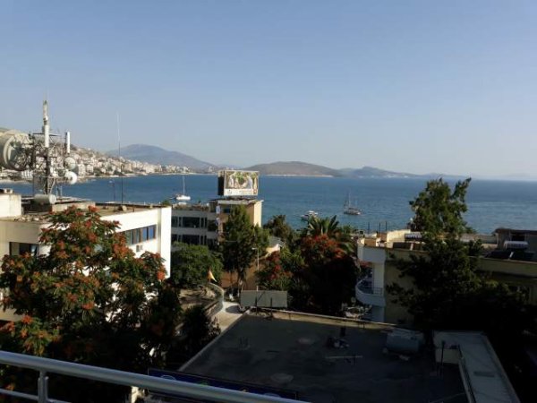 Sarande, jap me qera dhome ne plazh 1+1+BLK Kati 2, 40 m² 40 Euro (Rr. e Skenderbeut)